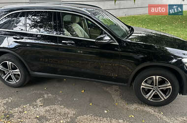Внедорожник / Кроссовер Mercedes-Benz GLC-Class 2018 в 