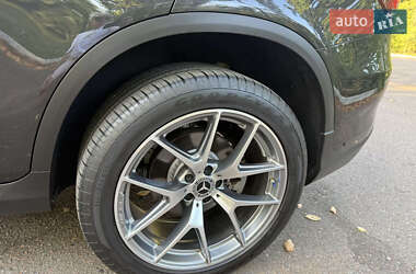 Внедорожник / Кроссовер Mercedes-Benz GLC-Class 2021 в 