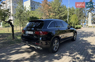 Позашляховик / Кросовер Mercedes-Benz GLC-Class 2021 в 