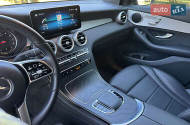 Позашляховик / Кросовер Mercedes-Benz GLC-Class 2021 в 