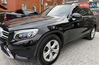Внедорожник / Кроссовер Mercedes-Benz GLC-Class 2017 в 