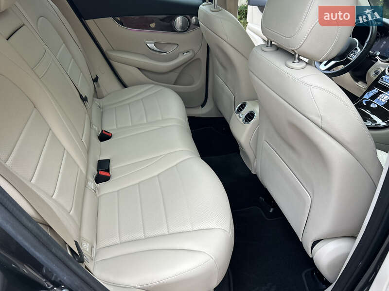 Внедорожник / Кроссовер Mercedes-Benz GLC-Class 2019 в Львове