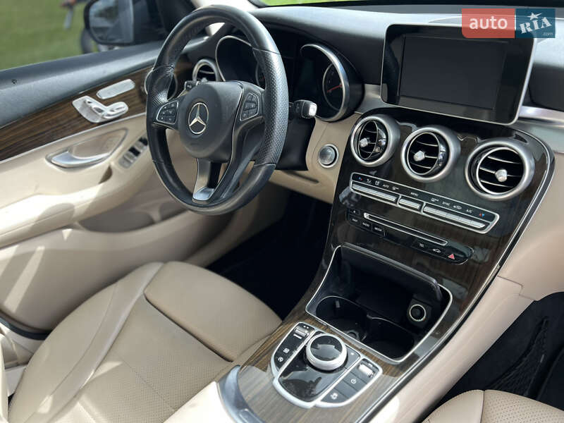 Позашляховик / Кросовер Mercedes-Benz GLC-Class 2018 в Львові