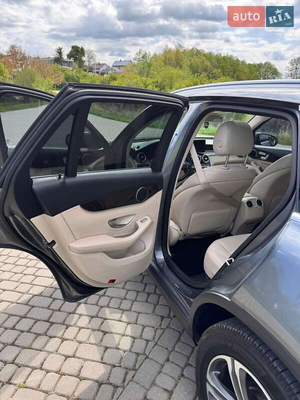 Внедорожник / Кроссовер Mercedes-Benz GLC-Class 2015 в Львове