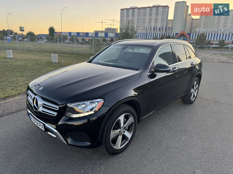 Внедорожник / Кроссовер Mercedes-Benz GLC-Class 2016 в Киеве