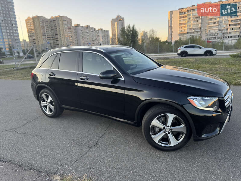 Внедорожник / Кроссовер Mercedes-Benz GLC-Class 2016 в Киеве
