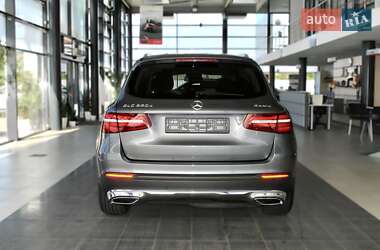 Внедорожник / Кроссовер Mercedes-Benz GLC-Class 2015 в 