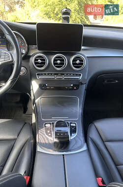 Внедорожник / Кроссовер Mercedes-Benz GLC-Class 2017 в 