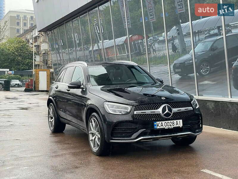 Mercedes-Benz GLC-Class 2019