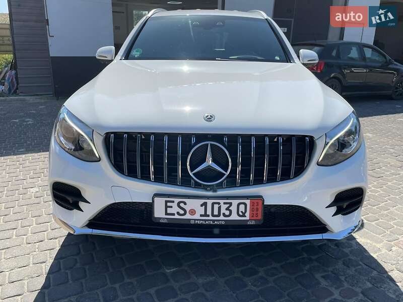 Позашляховик / Кросовер Mercedes-Benz GLC-Class 2017 в Чернівцях