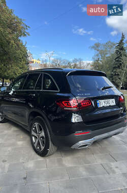 Внедорожник / Кроссовер Mercedes-Benz GLC-Class 2022 в 