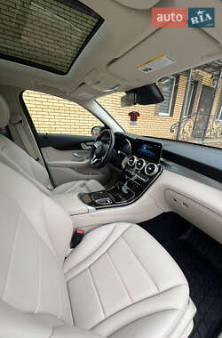 Внедорожник / Кроссовер Mercedes-Benz GLC-Class 2022 в 