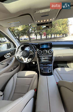 Внедорожник / Кроссовер Mercedes-Benz GLC-Class 2022 в 