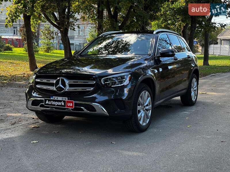 Mercedes-Benz GLC-Class 2021