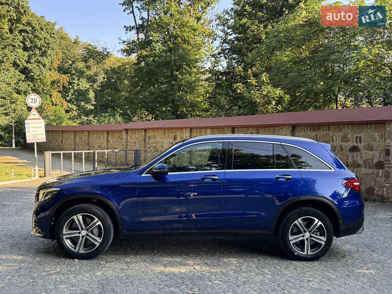 Внедорожник / Кроссовер Mercedes-Benz GLC-Class 2017 в Кицмани