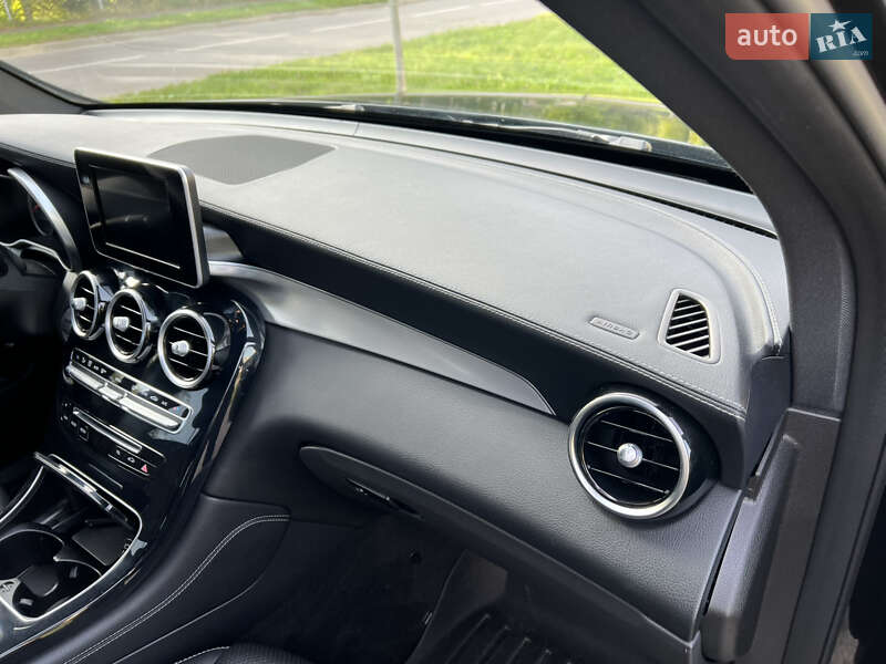 Внедорожник / Кроссовер Mercedes-Benz GLC-Class 2016 в Львове