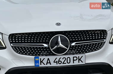Позашляховик / Кросовер Mercedes-Benz GLC-Class 2019 в 