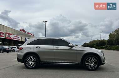 Внедорожник / Кроссовер Mercedes-Benz GLC-Class 2022 в 