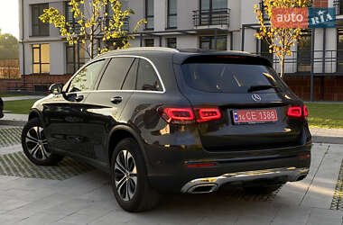 Внедорожник / Кроссовер Mercedes-Benz GLC-Class 2020 в 