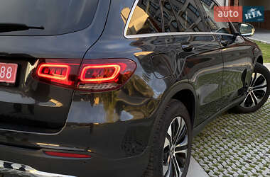 Внедорожник / Кроссовер Mercedes-Benz GLC-Class 2020 в 