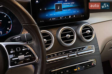 Внедорожник / Кроссовер Mercedes-Benz GLC-Class 2020 в 