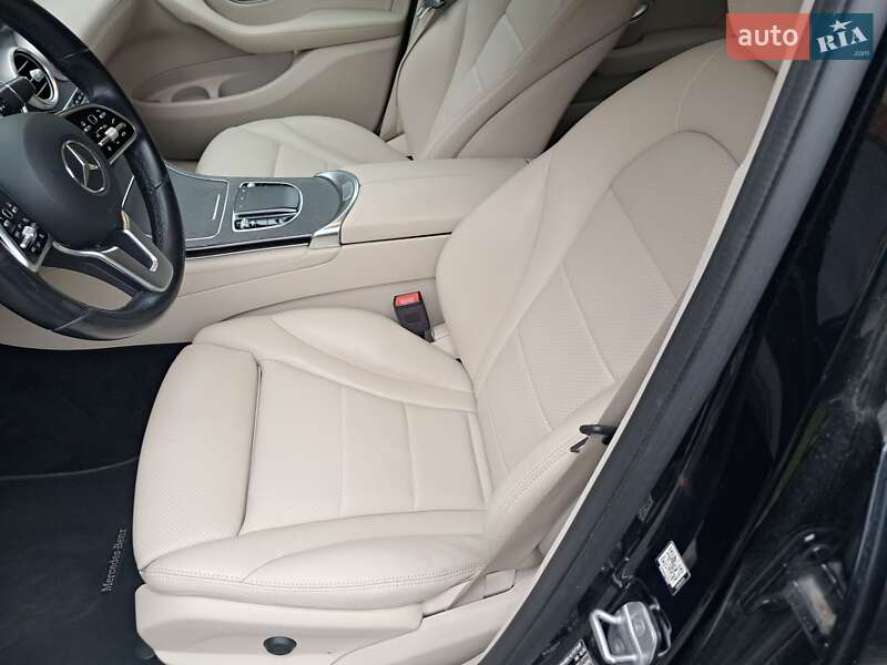 Внедорожник / Кроссовер Mercedes-Benz GLC-Class 2020 в Ивано-Франковске