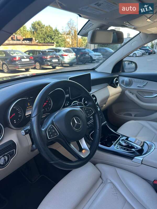 Позашляховик / Кросовер Mercedes-Benz GLC-Class 2016 в Києві