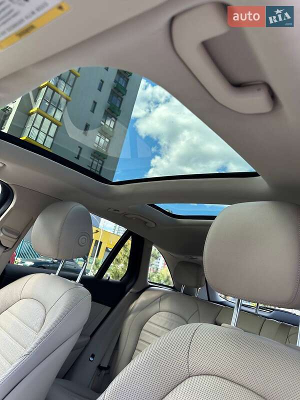 Позашляховик / Кросовер Mercedes-Benz GLC-Class 2016 в Львові фото 7 Позашляховик / Кросовер Mercedes-Benz GLC-Class 2016 в Львові