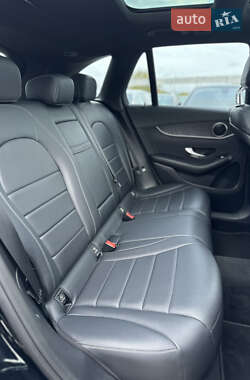 Внедорожник / Кроссовер Mercedes-Benz GLC-Class 2017 в 