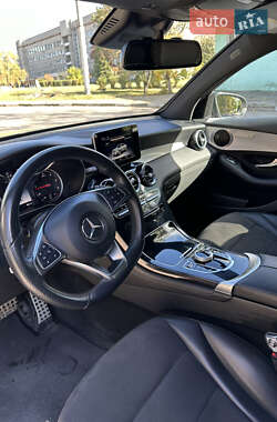 Внедорожник / Кроссовер Mercedes-Benz GLC-Class 2019 в 