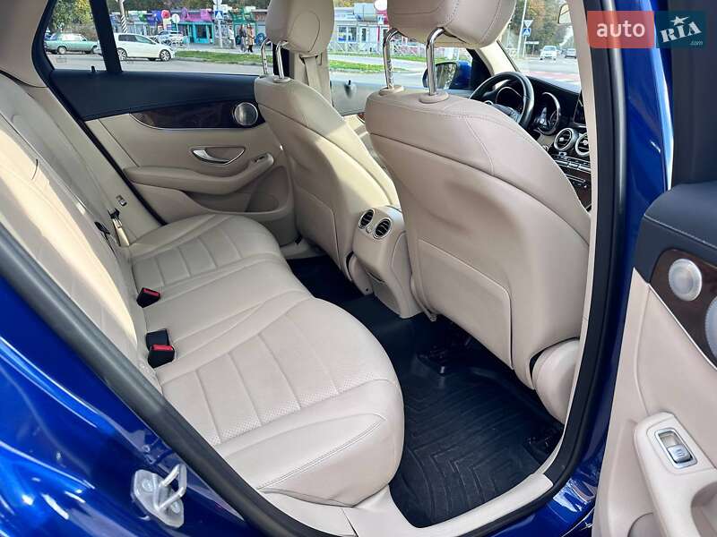Внедорожник / Кроссовер Mercedes-Benz GLC-Class 2017 в Кропивницком