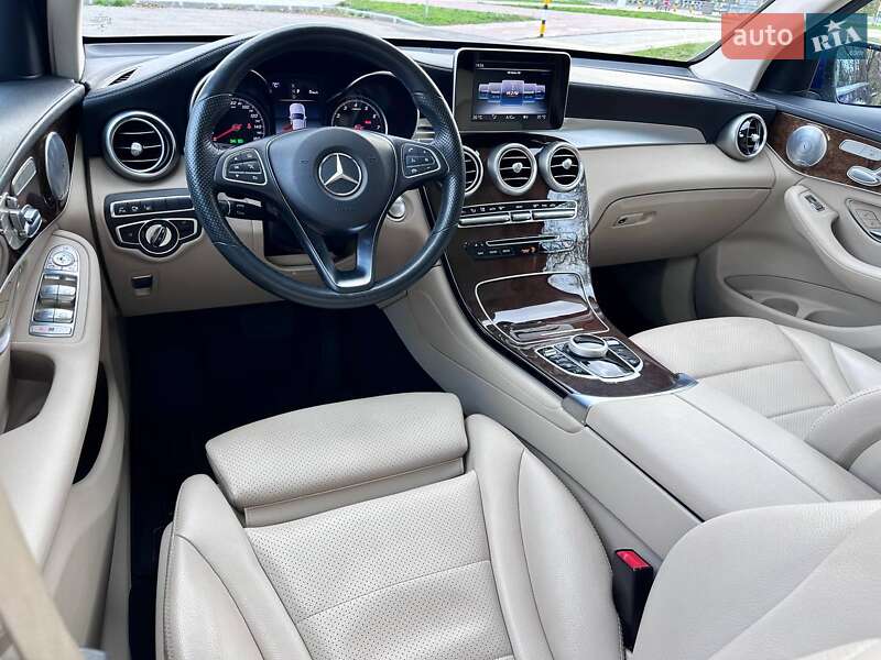 Внедорожник / Кроссовер Mercedes-Benz GLC-Class 2017 в Кропивницком