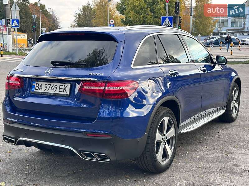 Внедорожник / Кроссовер Mercedes-Benz GLC-Class 2017 в Кропивницком