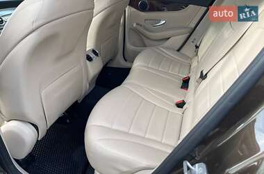 Внедорожник / Кроссовер Mercedes-Benz GLC-Class 2017 в 