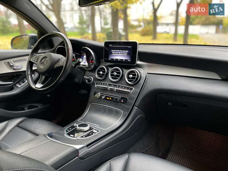 Внедорожник / Кроссовер Mercedes-Benz GLC-Class 2018 в Киеве