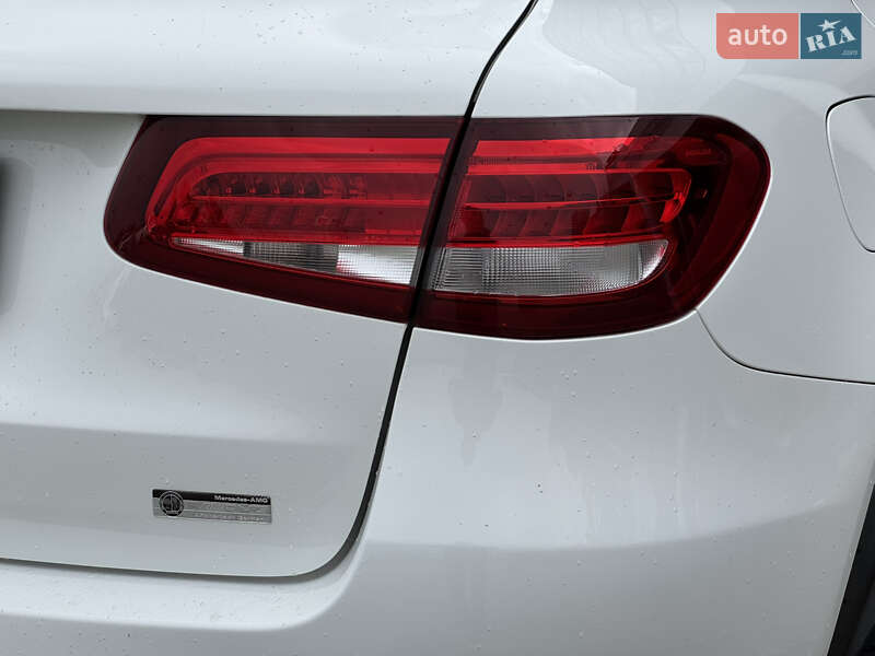 Внедорожник / Кроссовер Mercedes-Benz GLC-Class 2016 в Киеве фото 14 Внедорожник / Кроссовер Mercedes-Benz GLC-Class 2016 в Киеве