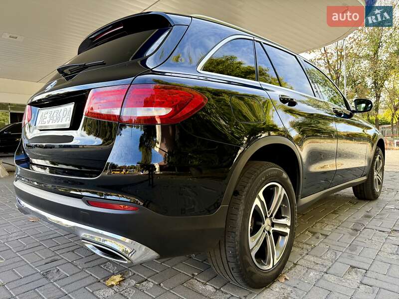 Внедорожник / Кроссовер Mercedes-Benz GLC-Class 2017 в Днепре фото 10 Внедорожник / Кроссовер Mercedes-Benz GLC-Class 2017 в Днепре