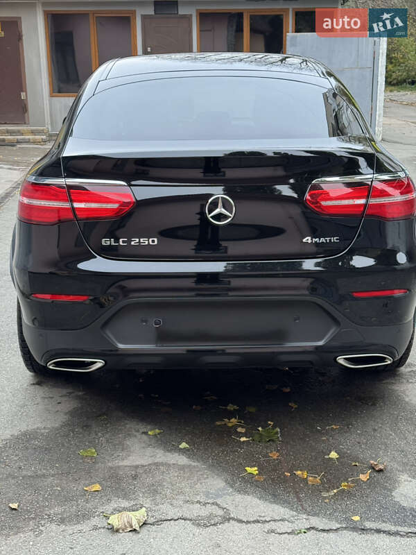 Внедорожник / Кроссовер Mercedes-Benz GLC-Class 2018 в Киеве