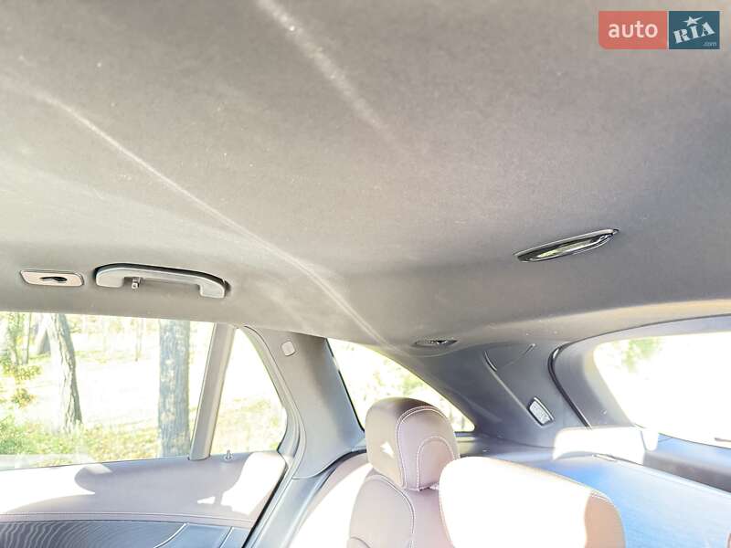 Внедорожник / Кроссовер Mercedes-Benz GLC-Class 2017 в Киеве фото 20 Внедорожник / Кроссовер Mercedes-Benz GLC-Class 2017 в Киеве