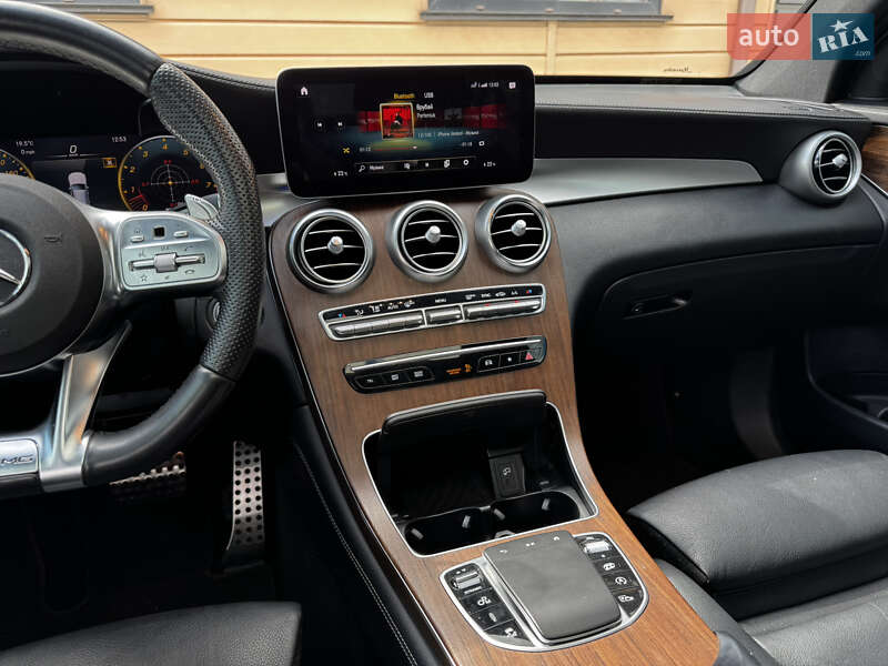 Позашляховик / Кросовер Mercedes-Benz GLC-Class 2019 в Києві фото 26 Позашляховик / Кросовер Mercedes-Benz GLC-Class 2019 в Києві