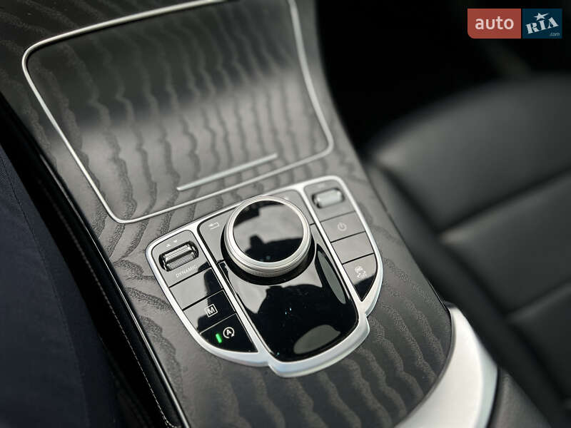 Позашляховик / Кросовер Mercedes-Benz GLC-Class 2018 в Києві