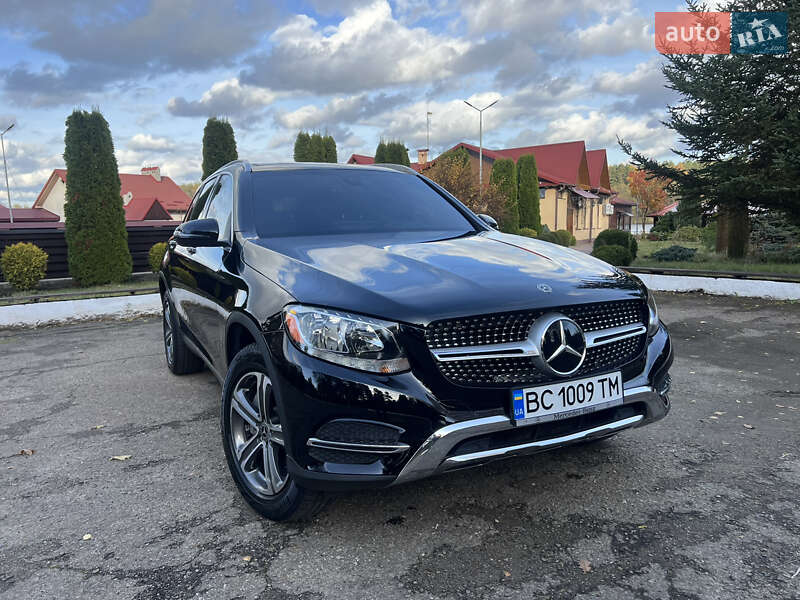 Mercedes-Benz GLC-Class 2017 Mercedes-Benz GLC-Class 2017