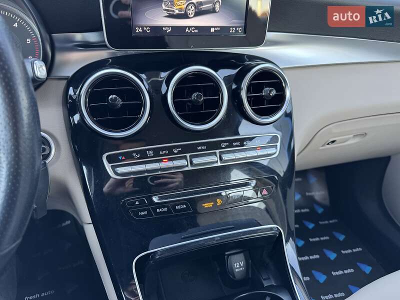 Позашляховик / Кросовер Mercedes-Benz GLC-Class 2016 в Рівному