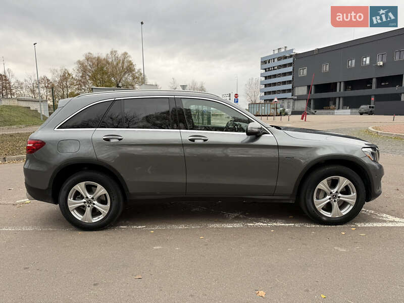 Позашляховик / Кросовер Mercedes-Benz GLC-Class 2018 в Києві фото 8 Позашляховик / Кросовер Mercedes-Benz GLC-Class 2018 в Києві