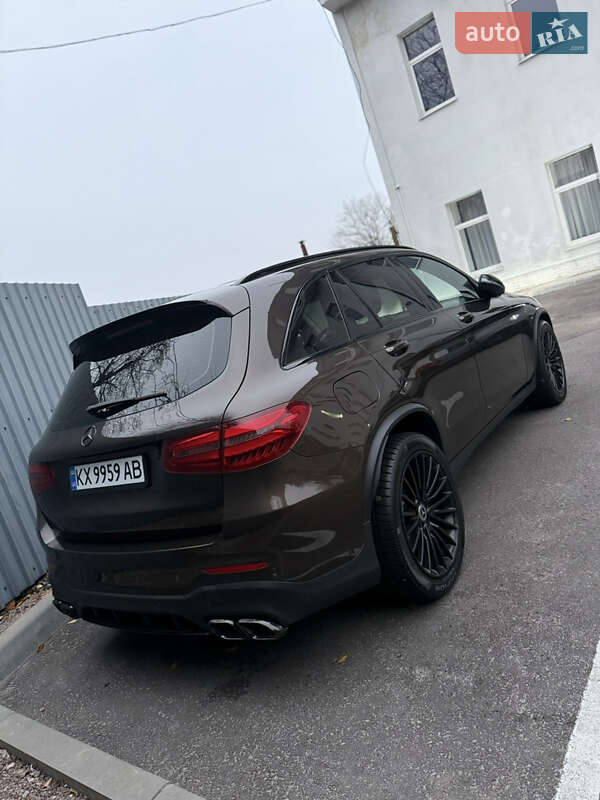 Внедорожник / Кроссовер Mercedes-Benz GLC-Class 2017 в Харькове фото 4 Внедорожник / Кроссовер Mercedes-Benz GLC-Class 2017 в Харькове