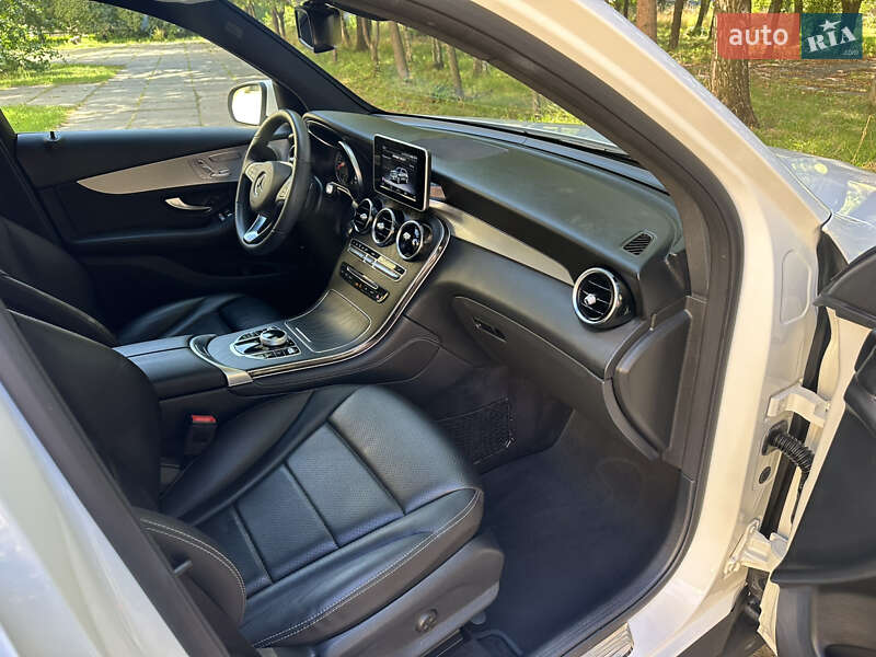 Внедорожник / Кроссовер Mercedes-Benz GLC-Class 2019 в Киеве фото 32 Внедорожник / Кроссовер Mercedes-Benz GLC-Class 2019 в Киеве