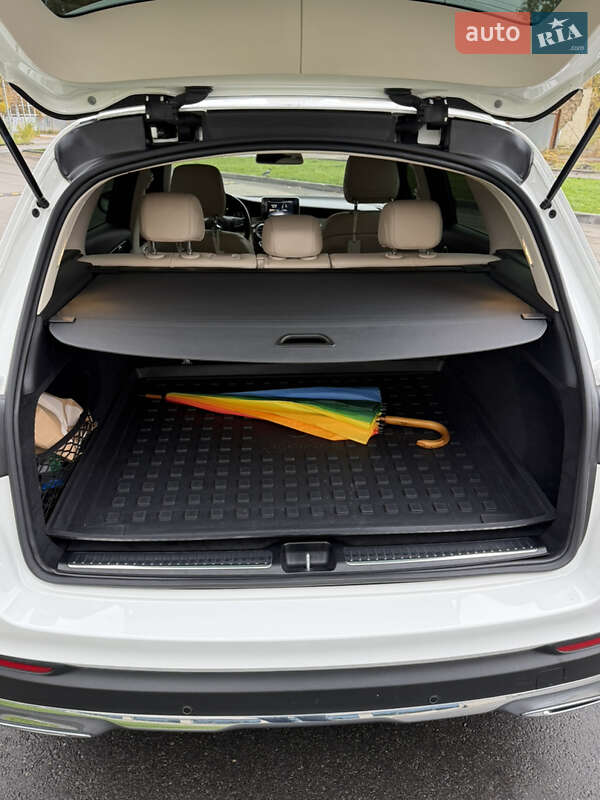 Внедорожник / Кроссовер Mercedes-Benz GLC-Class 2018 в Днепре