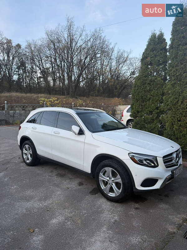 Внедорожник / Кроссовер Mercedes-Benz GLC-Class 2017 в Киеве