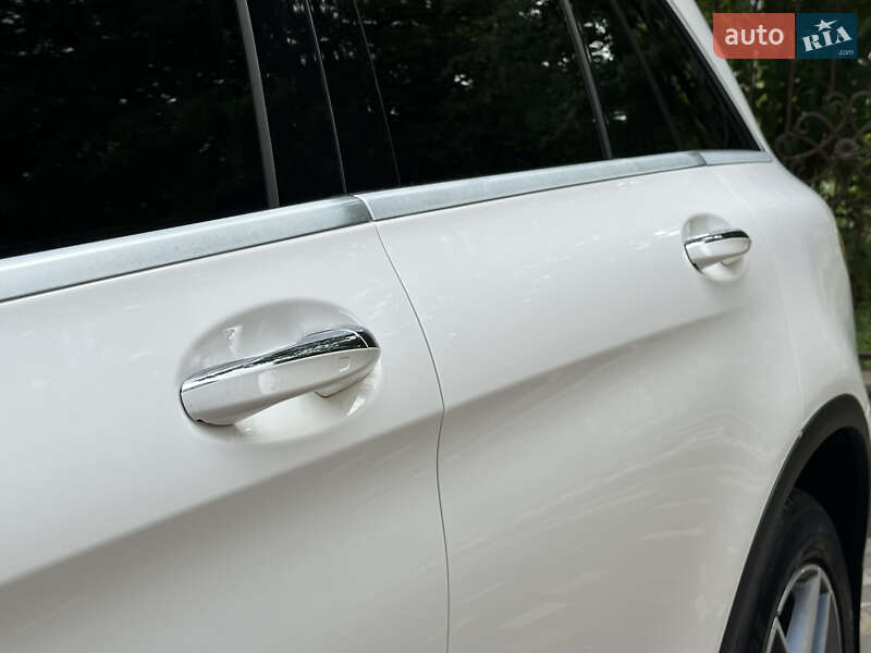 Позашляховик / Кросовер Mercedes-Benz GLC-Class 2018 в Дрогобичі фото 17 Позашляховик / Кросовер Mercedes-Benz GLC-Class 2018 в Дрогобичі