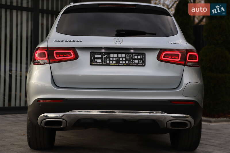 Внедорожник / Кроссовер Mercedes-Benz GLC-Class 2022 в Дрогобыче